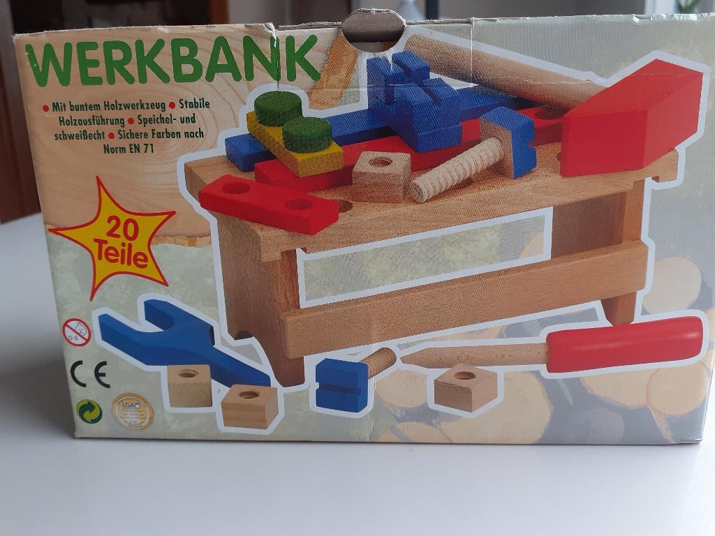 houten werkbankje met toebehoren, Ophalen, Zo goed als nieuw