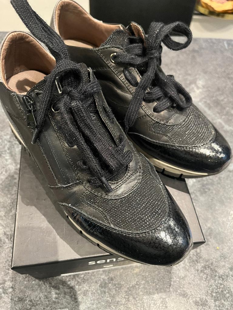 Chaussures noires neuves Dl Sport taille 40, Enlèvement ou Envoi, Sneakers et Baskets, DL Sport, Noir