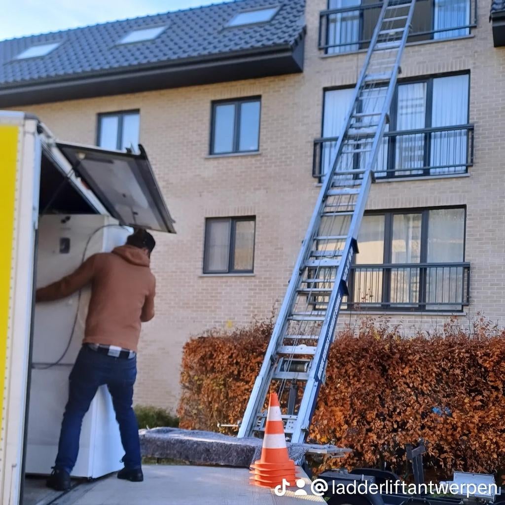 Verhuislift + Verhuiswagens Huren in Antwerpen 0479171001, Autres horaires, Premier Emploi, Contrat à durée indéterminée, Convient comme travail d'appoint