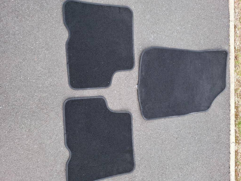 Tapis sol neuf pour Duster Dacia, Enlèvement, Neuf