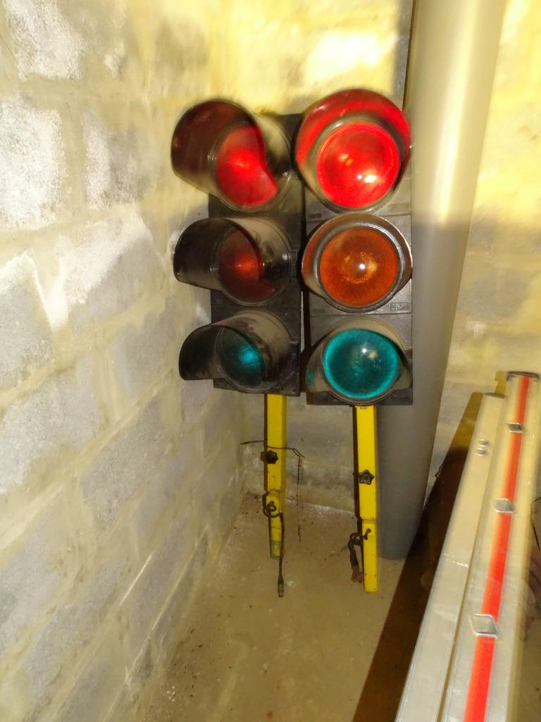 feu de signalisation, Enlèvement