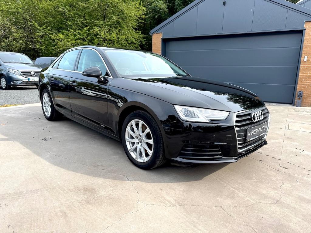 Audi A4 2.0 TFSI S tronic  2020, Auto's, Audi, 4 deurs, Stof, USB, 4 cilinders