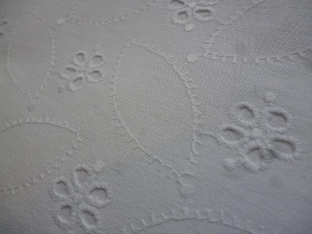 Linge de lit housse de couette vintage 200 x 220 cm broderie, Enlèvement, Blanc, Housse de couette