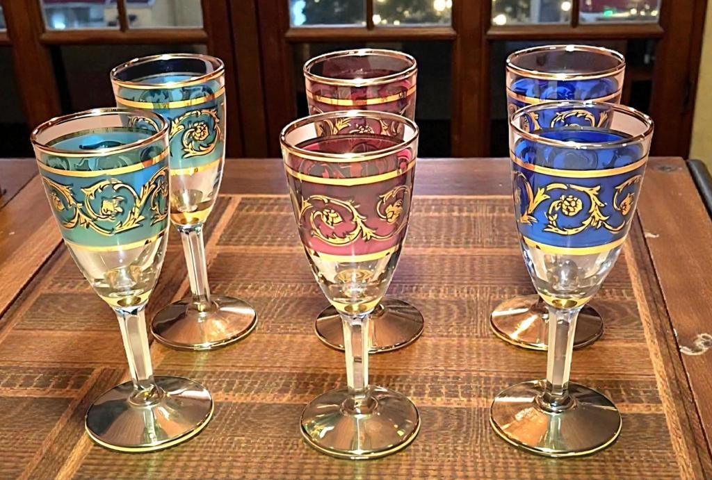 6 verres à liqueur vintage colorés avec dorure or  baroque, Enlèvement ou Envoi