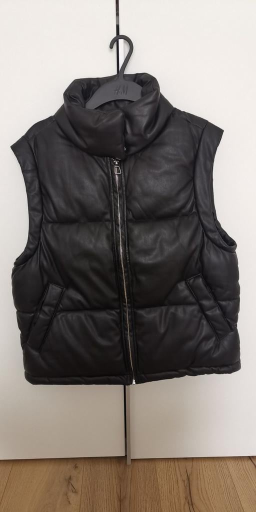 Bodywarmer Bershka maat (S), Ophalen, Zo goed als nieuw, Maat 36 (S)