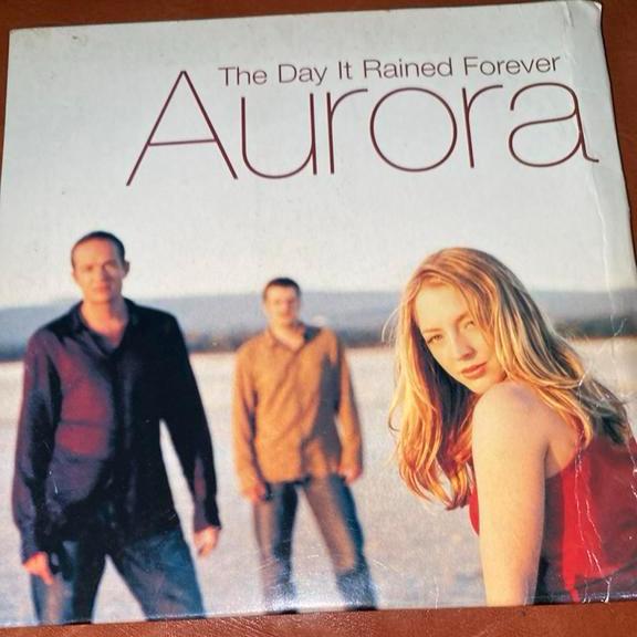 ALS NIEUW SINGELTJE CD AURORA/THIS DAY IT RAINED FOREVER !, Ophalen of Verzenden, Zo goed als nieuw