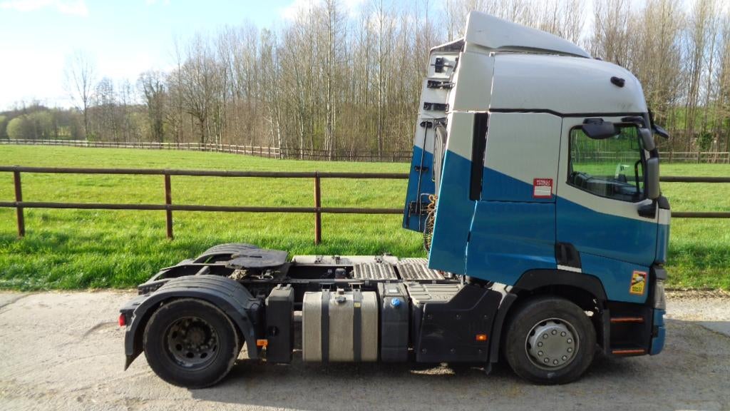 RENAULT T460 + RALENTISSEUR (VOLVO Powertrain), Autos, Camions, Particulier, Renault, Diesel, Euro 6, Automatique, Propulsion arrière