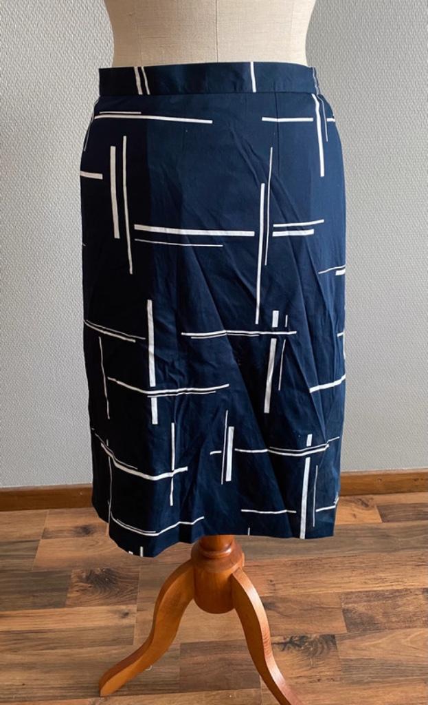 Donkerblauwe rok Devernois maat 44, Kleding | Dames, Maat 42/44 (L), Zo goed als nieuw, Verzenden, Blauw