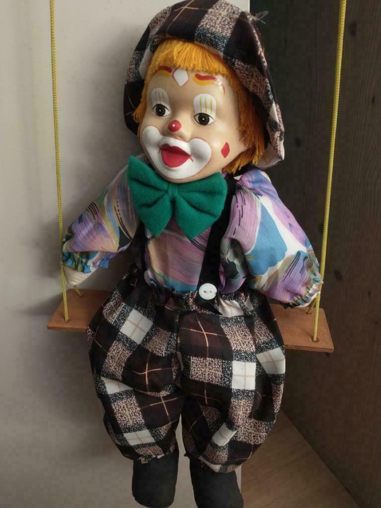 clown op schommel, Antiek en Kunst, Ophalen