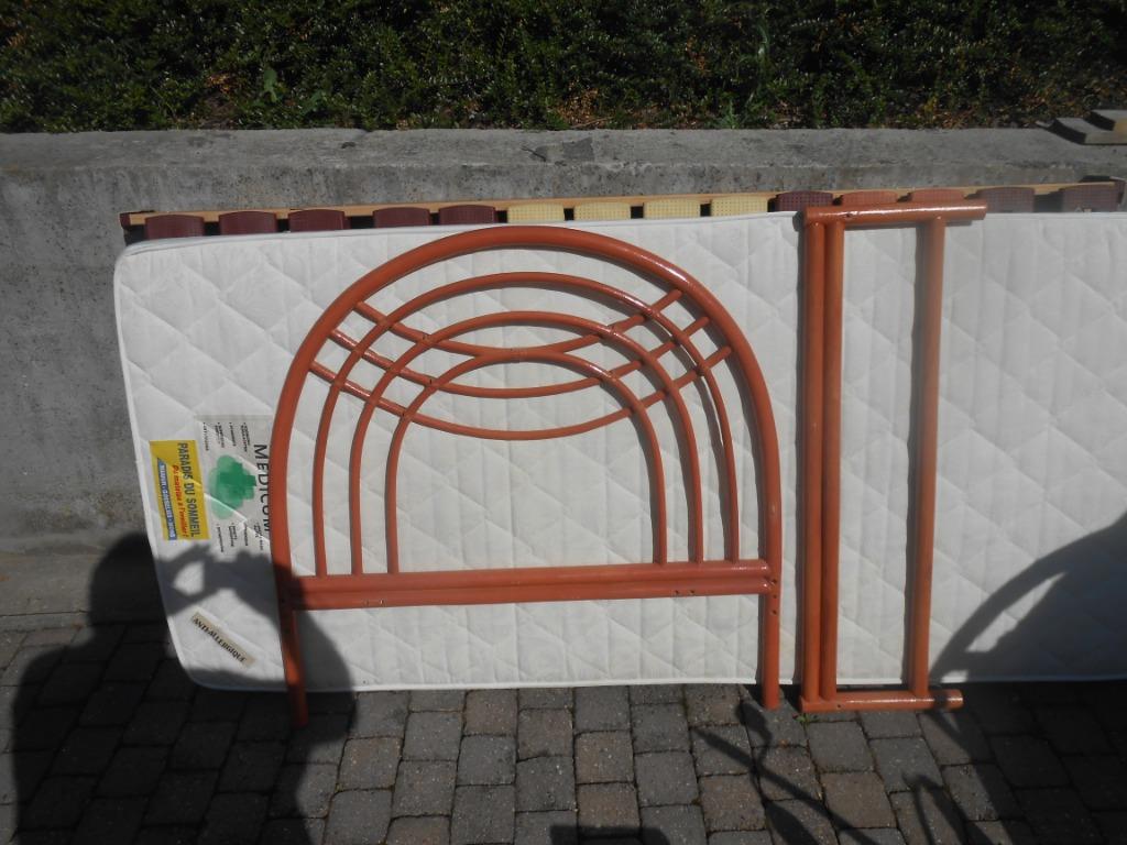 !!! STOP !!! Lit complet 200x90 quasi neuf, 90 cm, Brun, Enlèvement, Bois