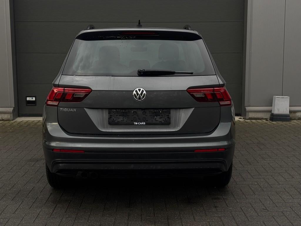 VW Tiguan benzine automaat, Auto's, Volkswagen, Stof, 4 cilinders, Bedrijf, SUV of Terreinwagen