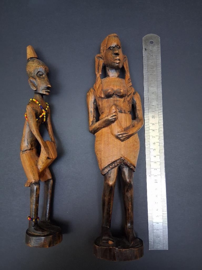 Afrikaanse houten beeldjes Kenia, Antiek en Kunst, Kunst | Beelden en Houtsnijwerken, Ophalen of Verzenden