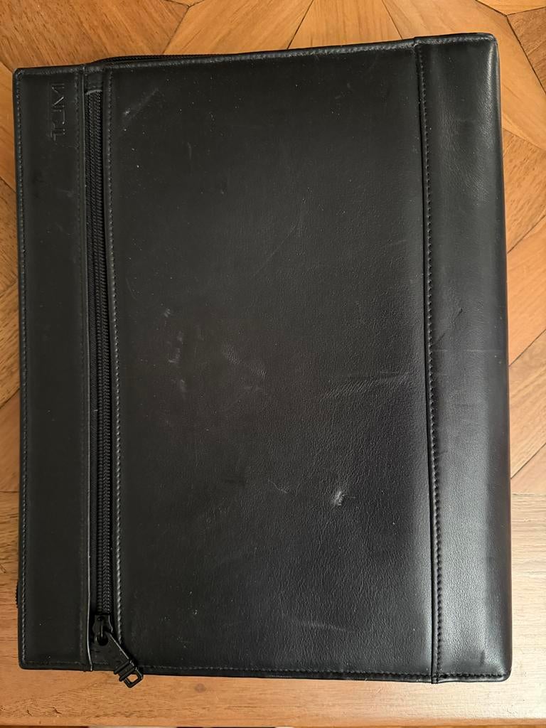 Attache case Tumi, Ophalen of Verzenden, Zo goed als nieuw