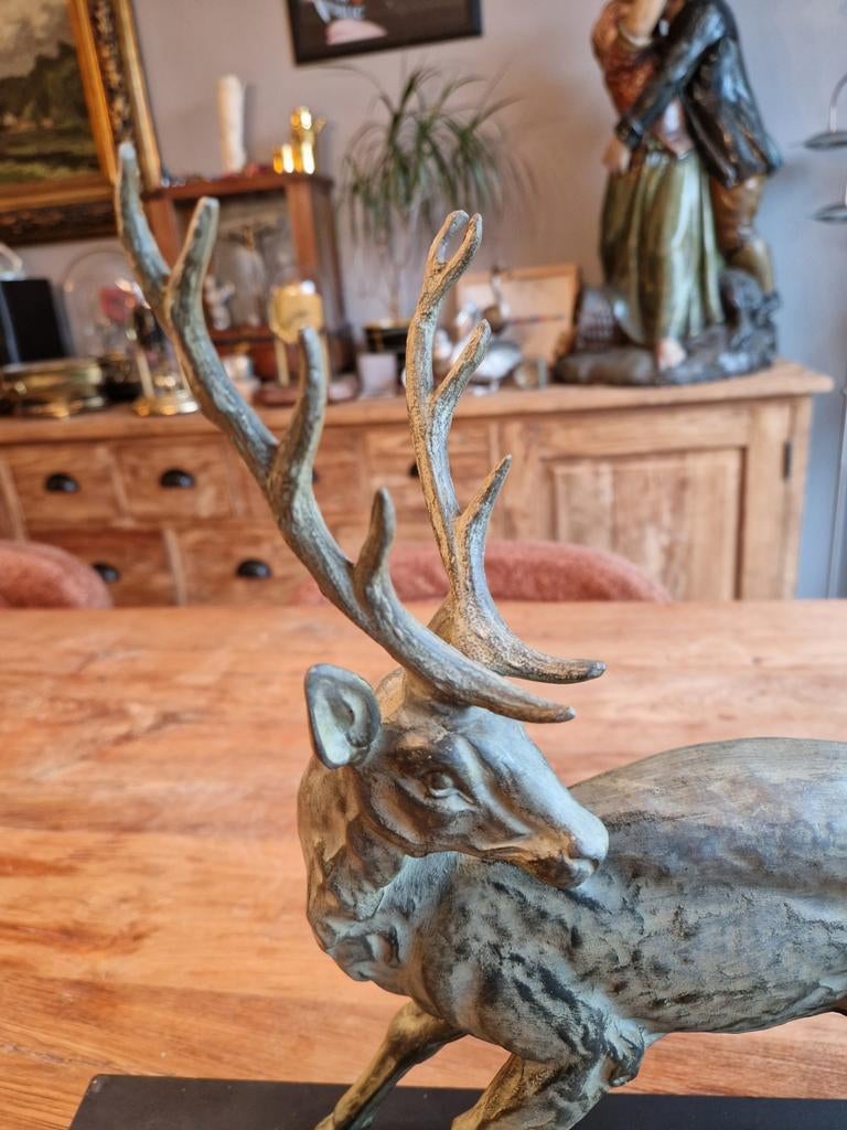 Bronzen hert op art deco marmeren voet, Antiek en Kunst, Ophalen of Verzenden