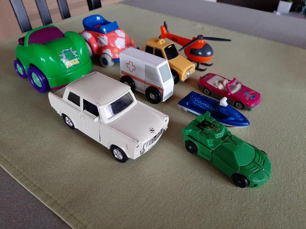 Petites voitures pour enfants au total 2€, Enfants & Bébés, Jouets | Véhicules en jouets, Enlèvement ou Envoi, Comme neuf