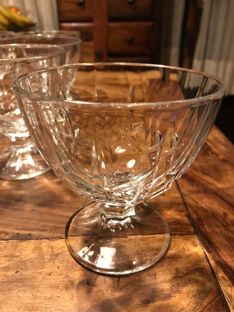 7 vintage Franse dessert schaaltjes op voet, Enlèvement ou Envoi
