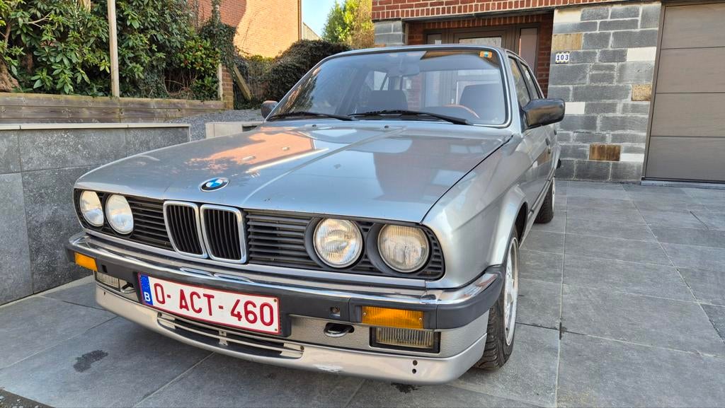 BMW E30 325i, Auto's, Automaat, Berline, Particulier, Zilver of Grijs