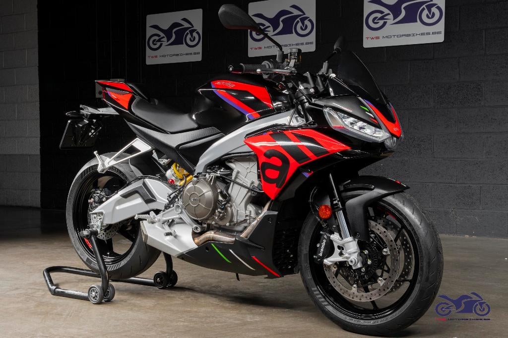 Aprilia Tuono 660 Factory - 908 km, Motoren, Motoren | Aprilia, 2 cilinders, Motorrijbewijs A, Bedrijf, Traction Control