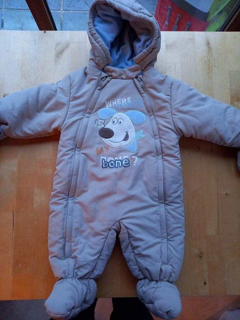 Etat neuf, habit de neige bébé avec mitaines et pieds, taill, Garçon ou Fille, Enlèvement ou Envoi, Costume, Babyclub