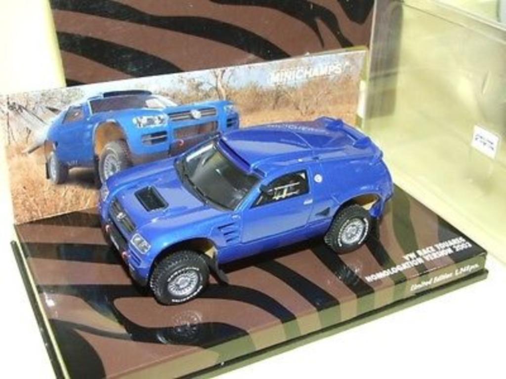 VW Race Touareg Homologation version 1/43 Minichamps, Enlèvement ou Envoi, Neuf, Voiture, MiniChamps