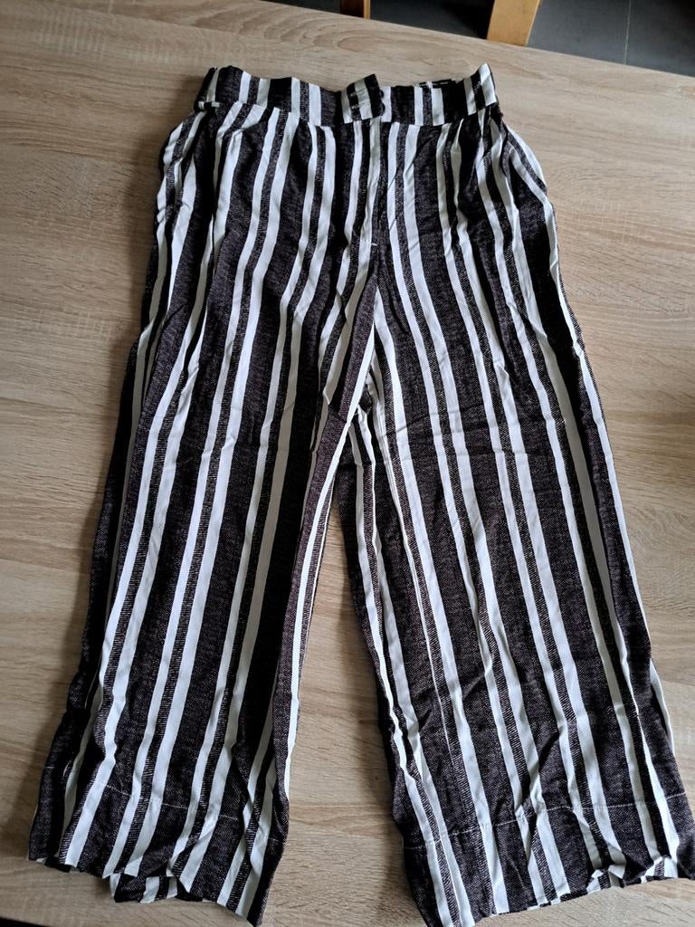 Dames broeken verschillende maten + salopette, Kleding | Dames, Ophalen