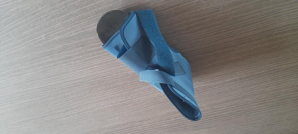 Brace voet, Diversen, Ophalen