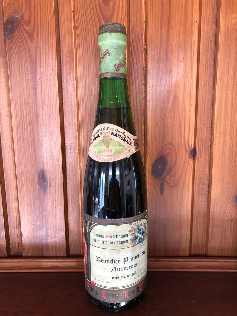 Bouteille de vin remicher primerberg 1974, Enlèvement ou Envoi, Comme neuf, France, Pleine