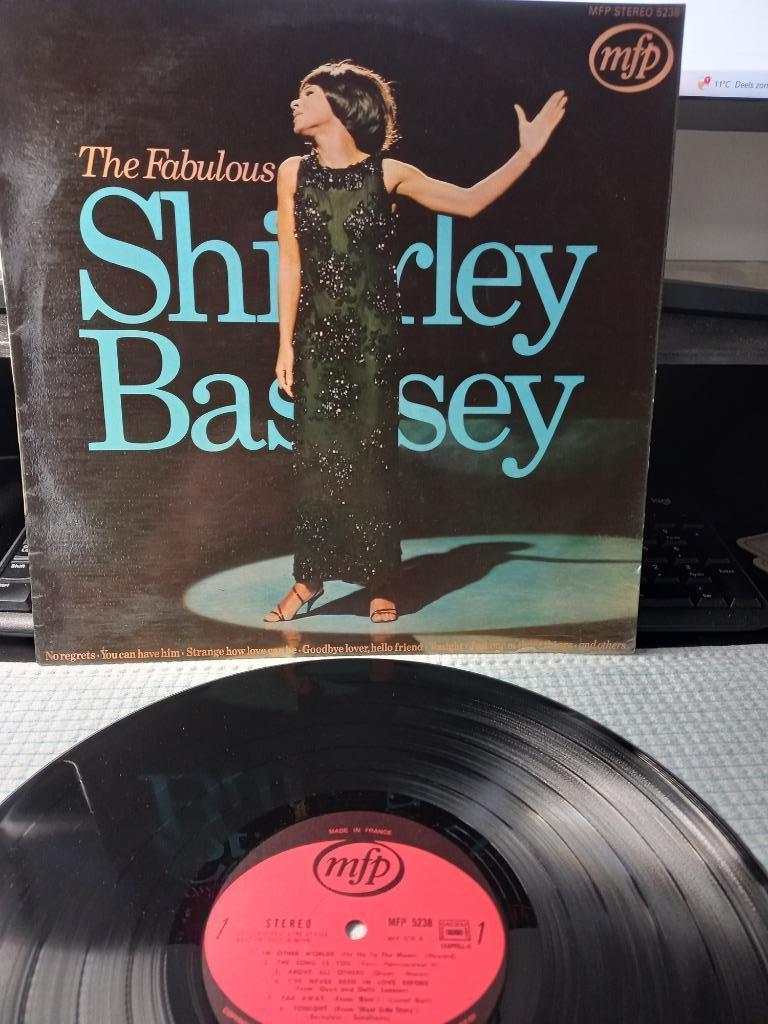 Shirley Bassey ‎– The Fabulous Shirley Bassey - Lp = Mint, Ophalen of Verzenden, Zo goed als nieuw, 12 inch