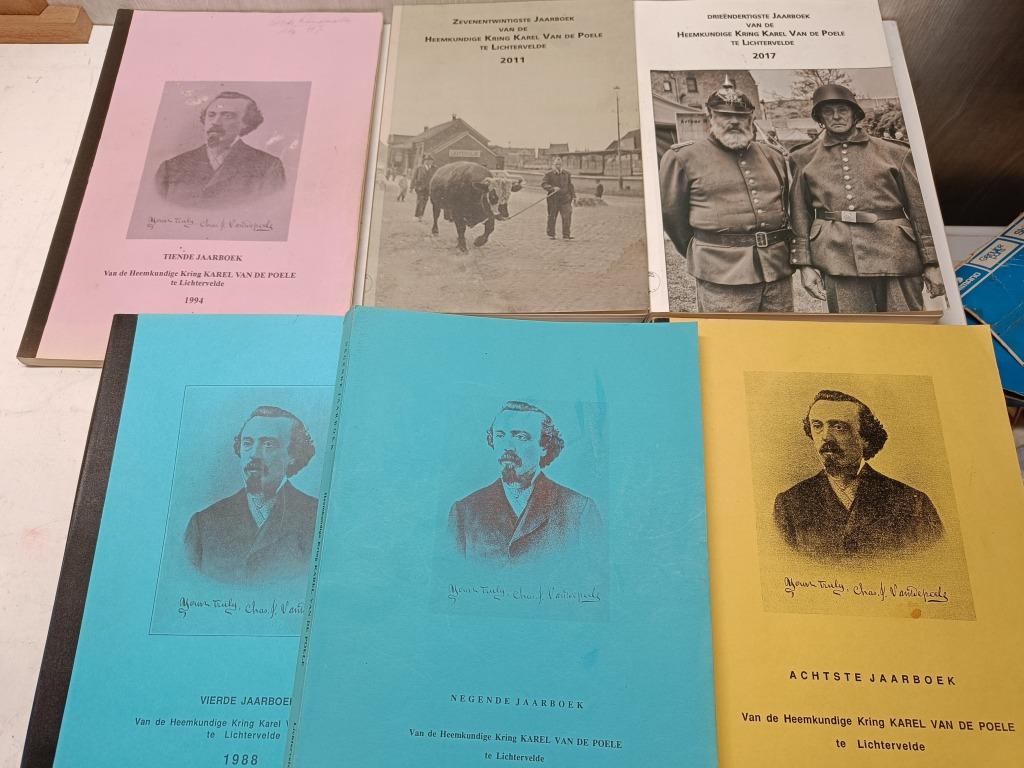 lot jaarboeken heemkundige kring karel van de poele lichterv, Enlèvement ou Envoi, Utilisé