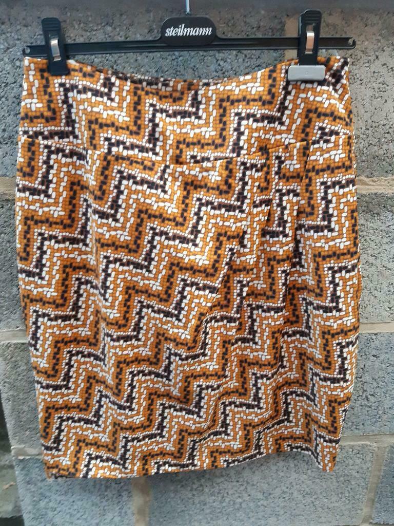 Okerkleurig rokje, Kleding | Dames, Rokken, Maat 38/40 (M), Ophalen of Verzenden, Zo goed als nieuw, Wit