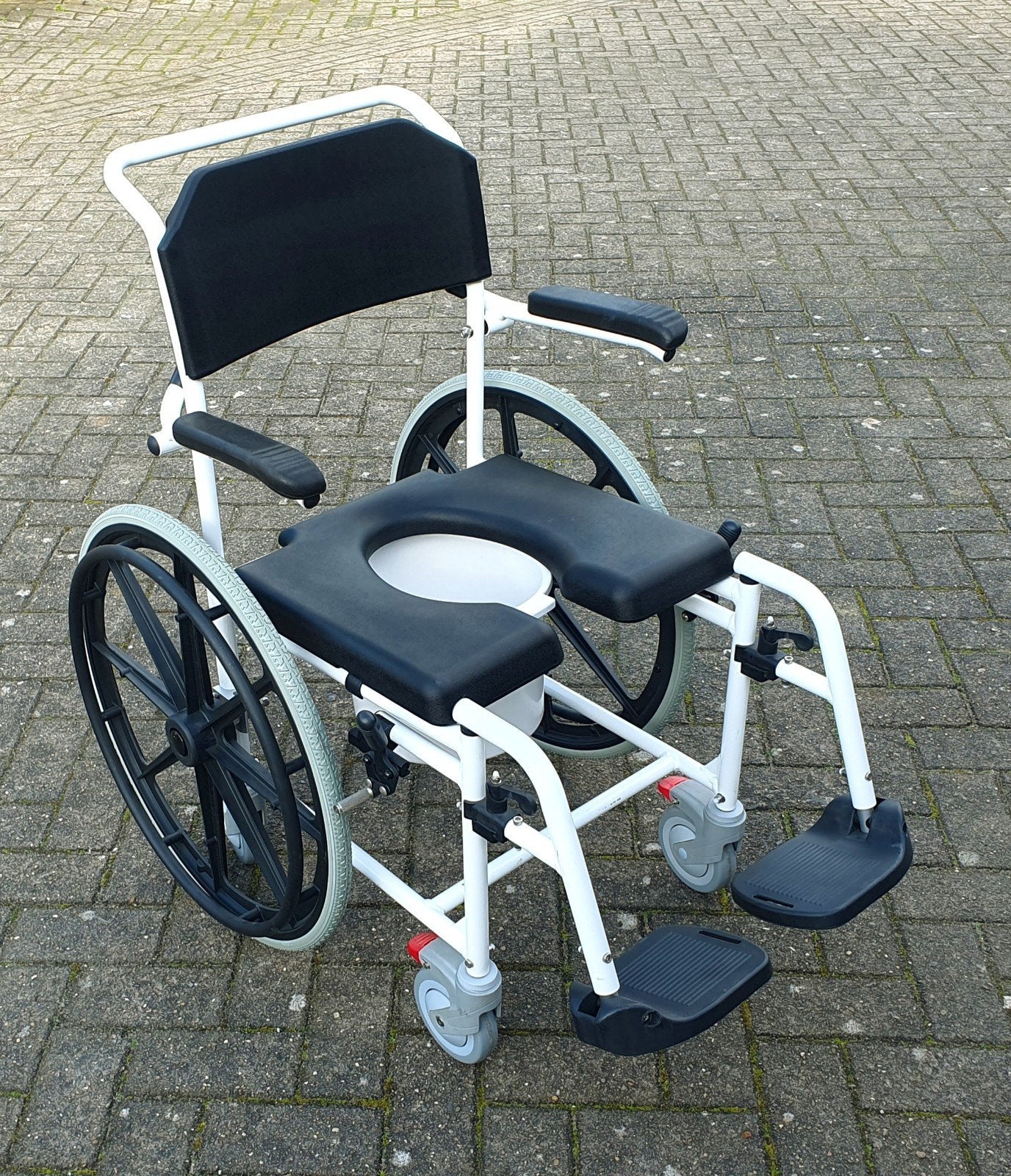 Nieuwe doucherolstoel toiletrolstoel merk Excel NIEUW, Ophalen of Verzenden, Inklapbaar, Nieuw, Duwrolstoel