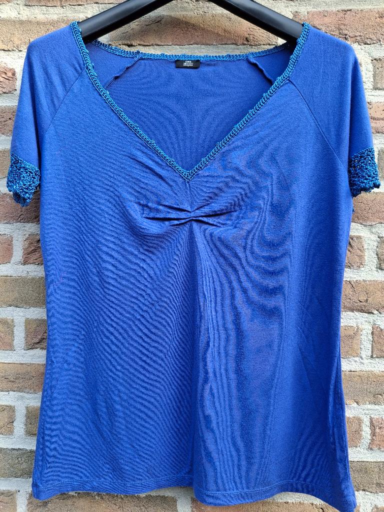 T-shirt Chris Janssens met gehaakte afwerking - maat 38, Kleding | Dames, Ophalen of Verzenden, Zo goed als nieuw, Maat 38/40 (M)