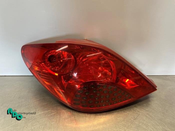 Feu arrière gauche d'un Peugeot 207 (207 06-), -, 3 mois de garantie, Utilisé, -