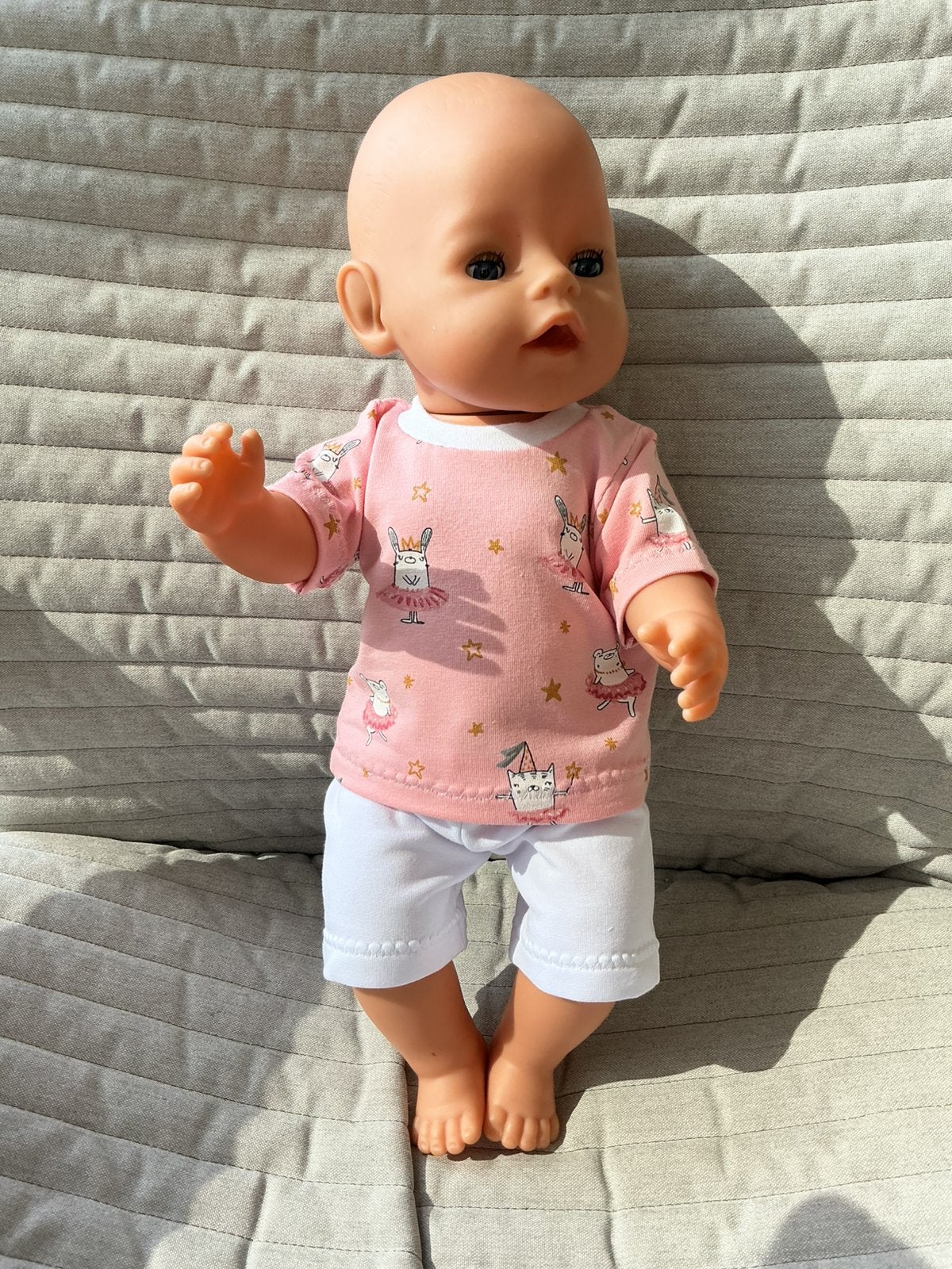 152. Babyborn: Nieuwe T-shirt met wit broekje, Kinderen en Baby's, Ophalen of Verzenden, Nieuw, Babypop