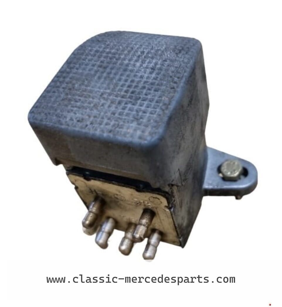 Voetschakelaar Mercedes 114 w116 w107 w108, Auto-onderdelen, Gebruikt, -, -, Ophalen of Verzenden