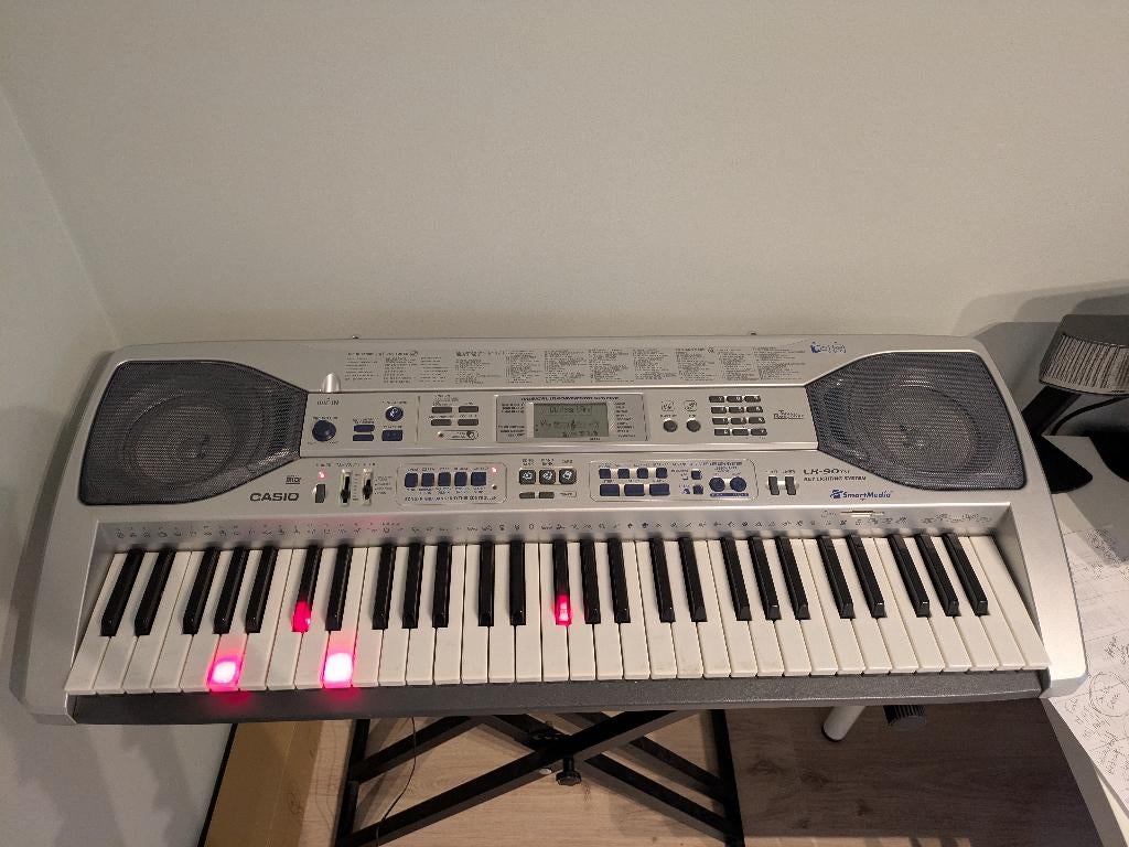 Casio LK Keyboard – Ideaal om te leren Lichtgevende toetsen!, Muziek en Instrumenten, Keyboards, Ophalen, Casio, 61 toetsen, Met standaard