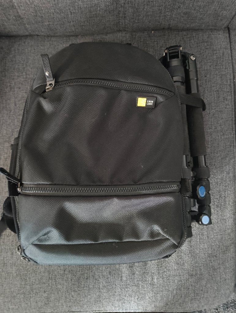 Canon EOS 1300D + 2 lenzen + statief + tas, TV, Hi-fi & Vidéo, 18 mégapixels, Enlèvement ou Envoi, Canon, 4 à 7 fois