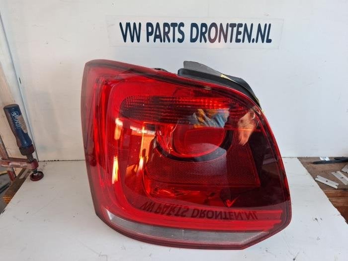 Achterlicht links van een Volkswagen Polo, Gebruikt, -, Volkswagen, -