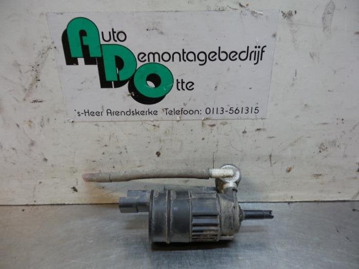 Pompe lave-glace avant d'un Nissan Almera (Almera 02-), -, 3 mois de garantie, Utilisé, -