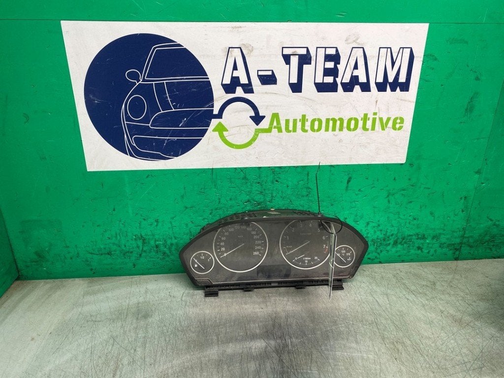 INSTRUMENTS DE BORD 3 serie (F30) (|17649411|62108718251|), Utilisé, BMW, Petuelring 130
80809  München, DE, Bayerische Motoren Werke AG