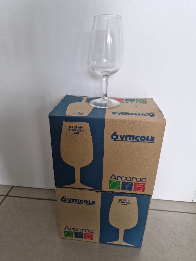 12 wijnglazen, Verzenden, Zo goed als nieuw, Glas, Glas of Glazen