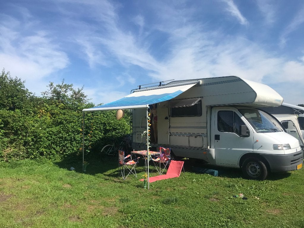 Ruime Fiat familie alkoof camper 5 pers apk 5-27, Siège de train, Jusqu'à 5, Fiat, Boîte manuelle