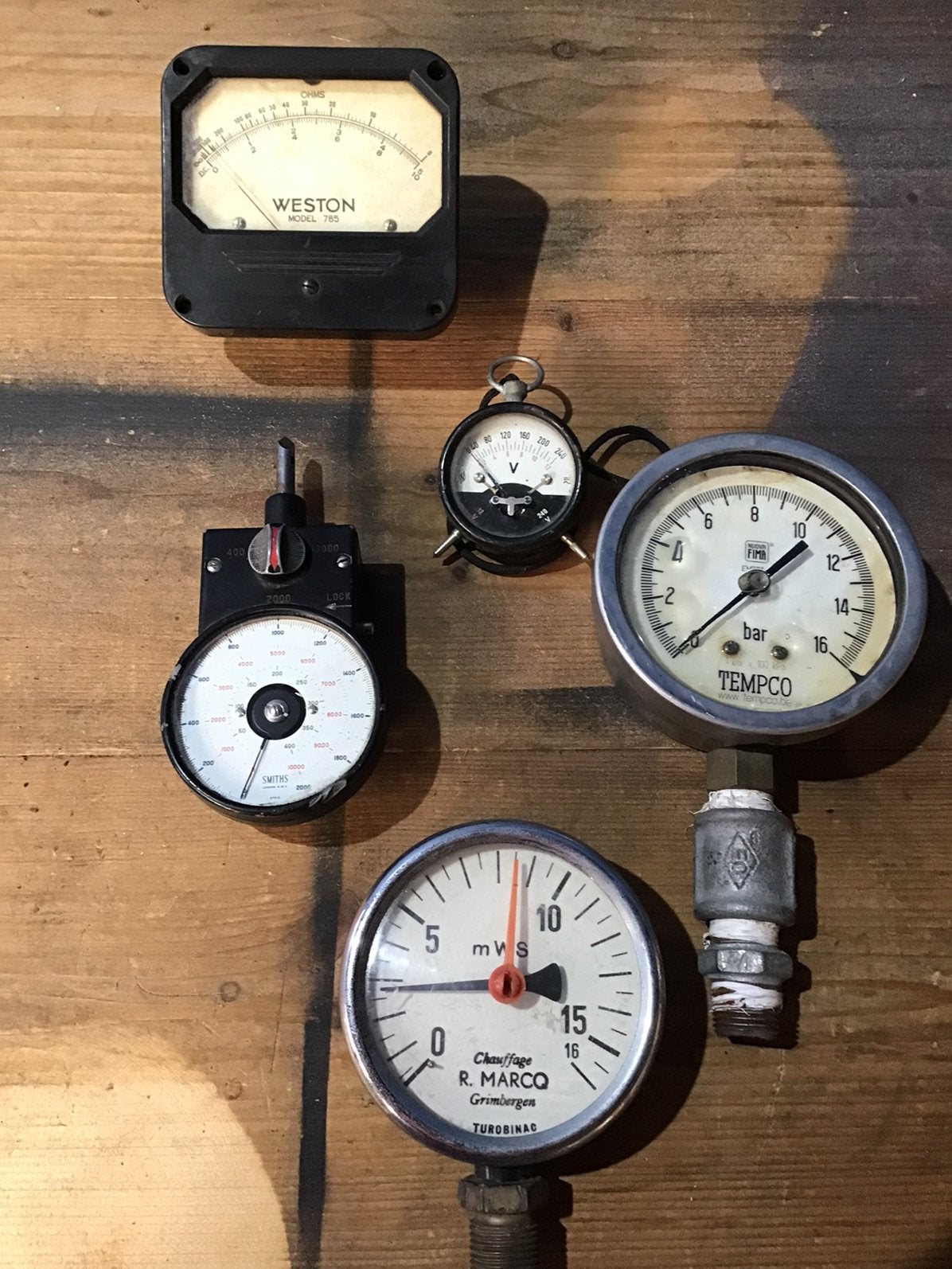 Manomètres et appareils de mesures vintage