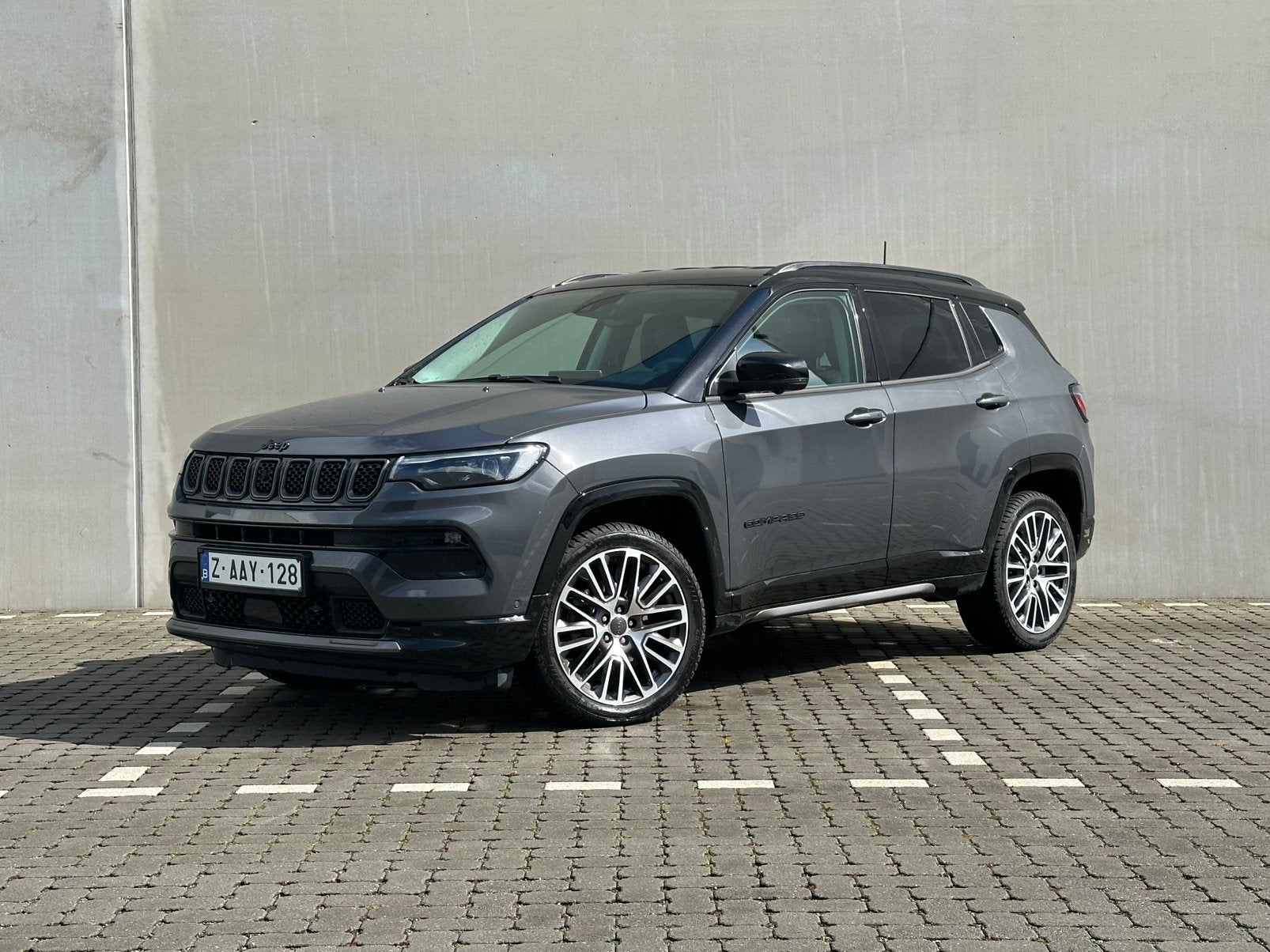 Jeep Compass (360 camera, ACC, elektr. zetels, …), Autos, Jeep, Cuir, Argent ou Gris, Achat, Euro 6
