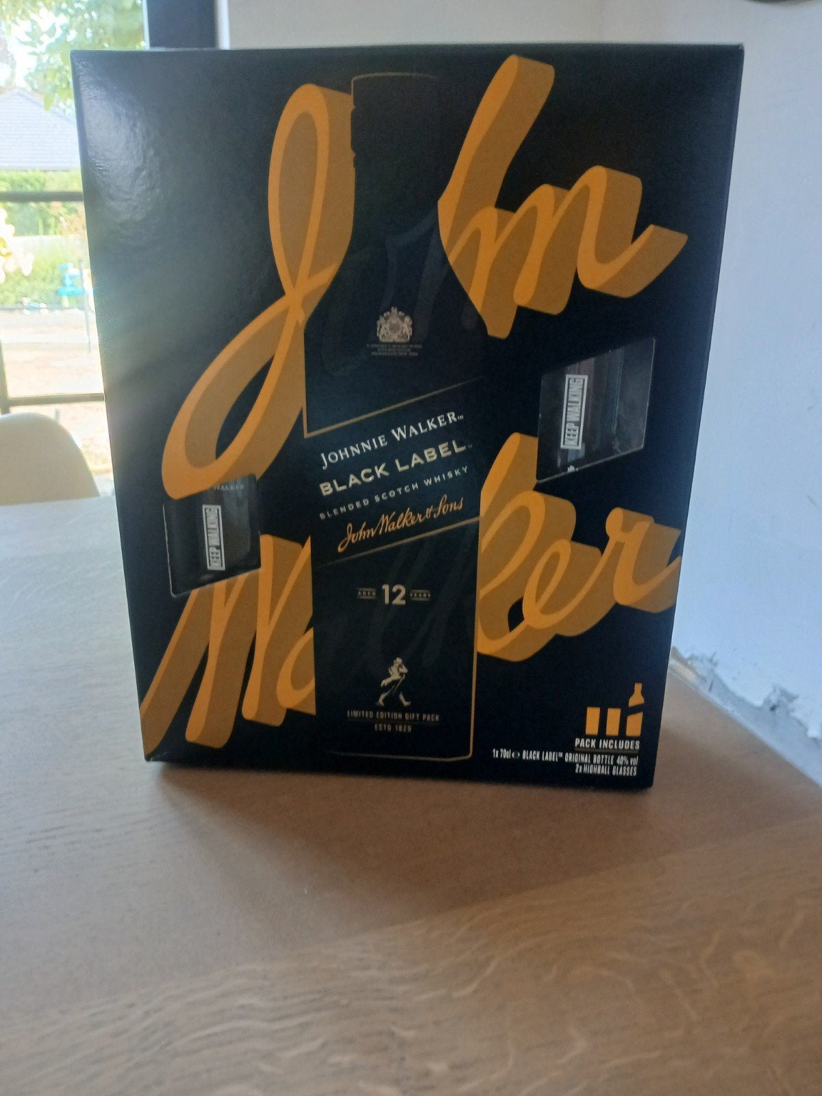 Johnnie walker black label, Enlèvement ou Envoi