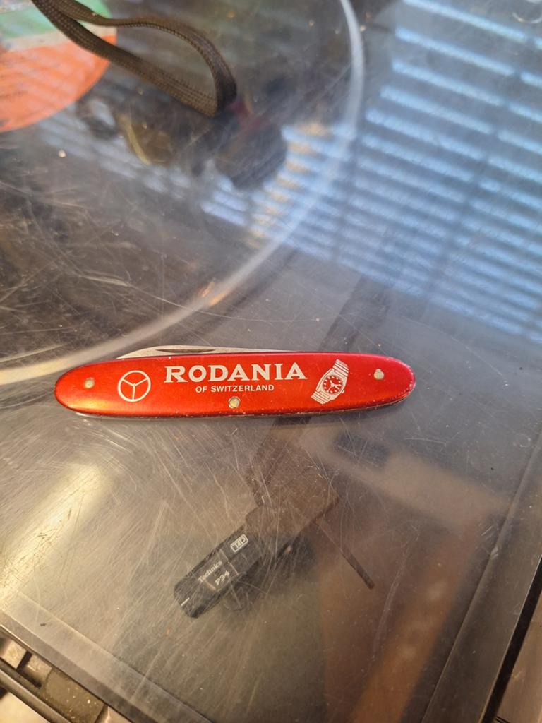 Rare couteau horloger victorinox logo rodania montre vintage, Enlèvement ou Envoi