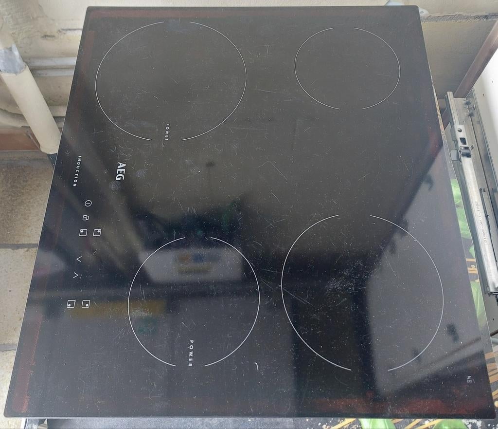 Cuisinière électrique AEG HK604200IB, Enlèvement, Induction, 4 zones de cuisson