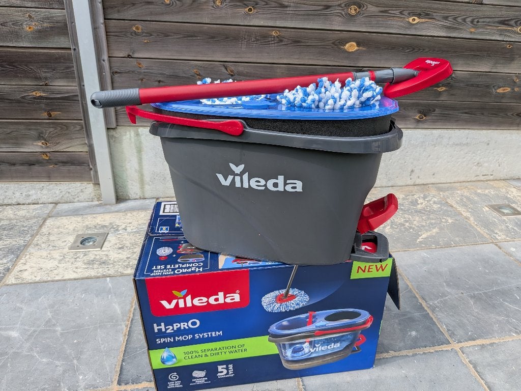 Vileda H2Pro, Ophalen, Dweilemmer, -bak, of -wagen