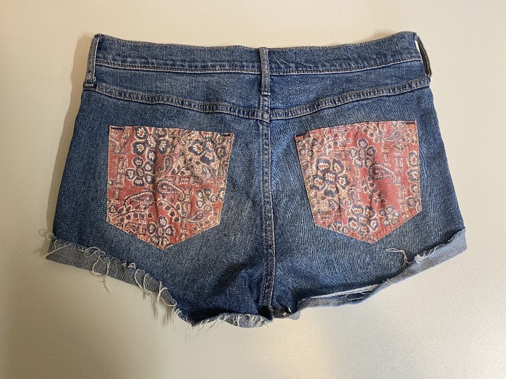 Hollister court taille M, Taille 38/40 (M), Enlèvement ou Envoi, Comme neuf, Courts