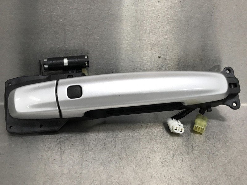 PORTIERGREEP BUITEN RECHTS VOOR Suzuki Swift (ZA / ZC / ZD), Gebruikt, Voor, Suzuki